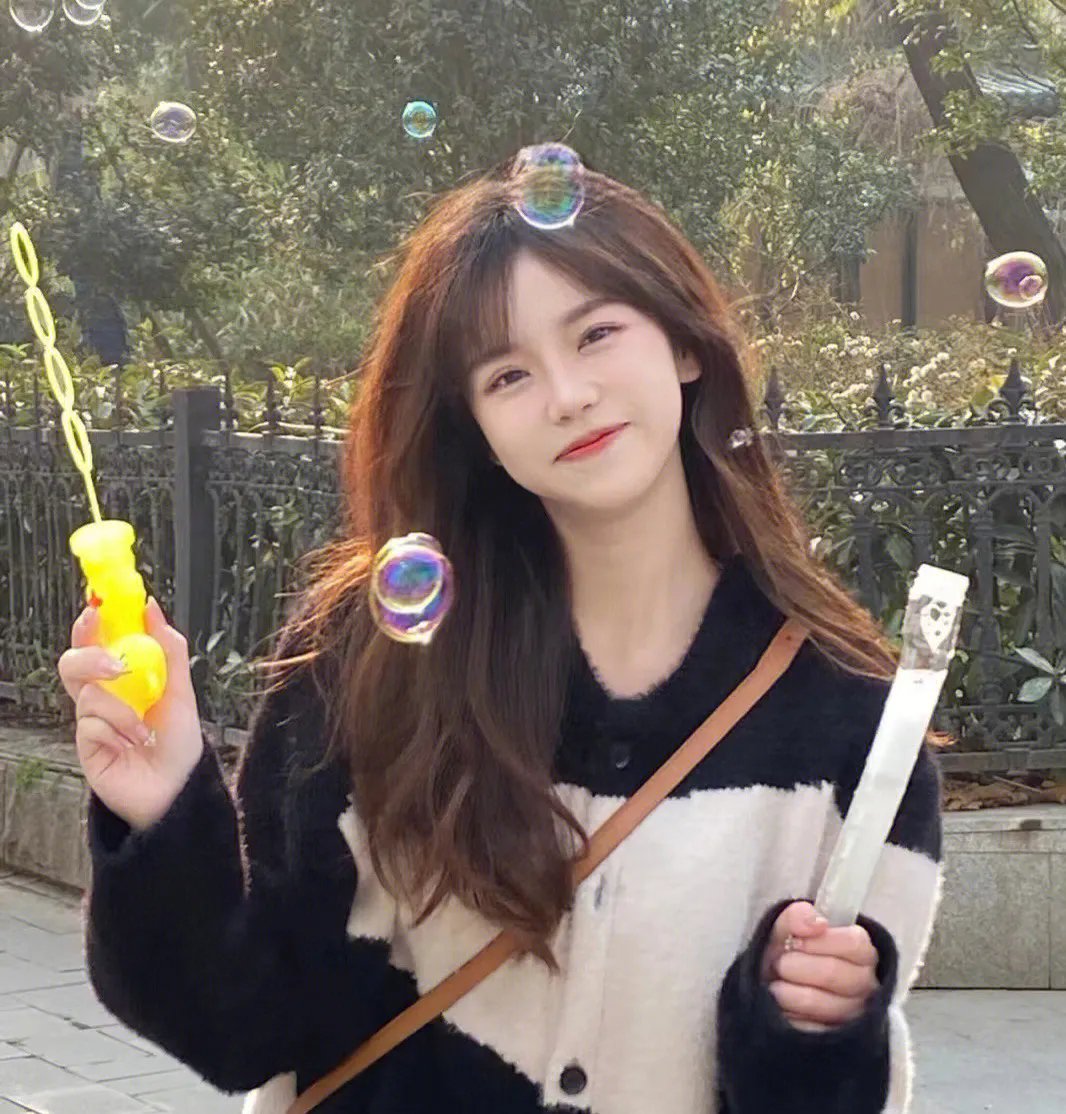女儿站起来